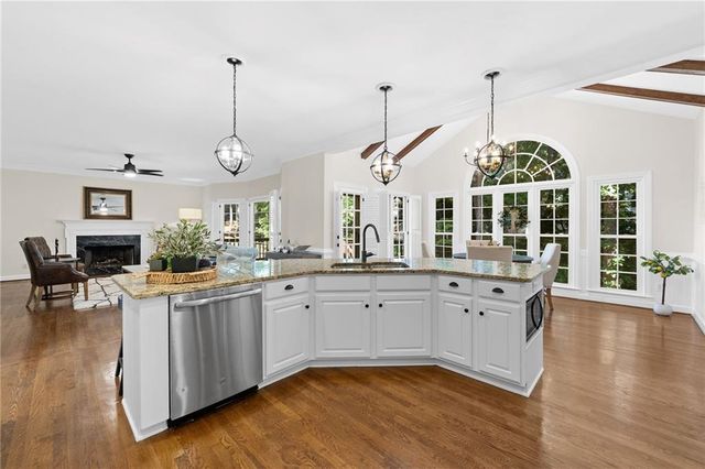 10245 Groomsbridge Road, Johns Creek, GA 30022