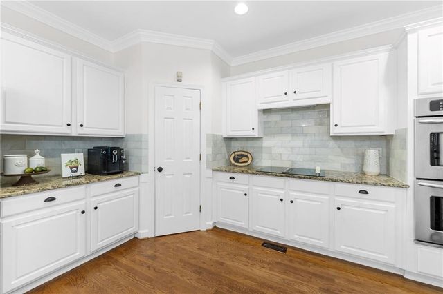 10245 Groomsbridge Road, Johns Creek, GA 30022