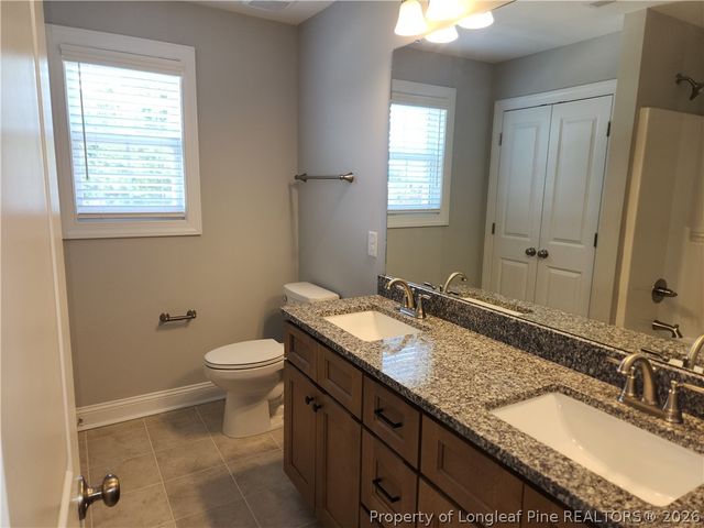 946 Kensington Park Road, Fayetteville, NC 28311