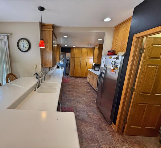 3513 Mercury LANE, Racine, WI 53404