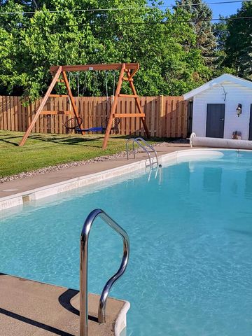 3513 Mercury LANE, Racine, WI 53404
