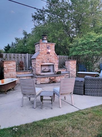 3513 Mercury LANE, Racine, WI 53404