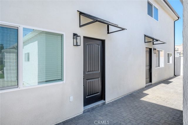 6829 Agnes Avenue, North Hollywood, CA 91605