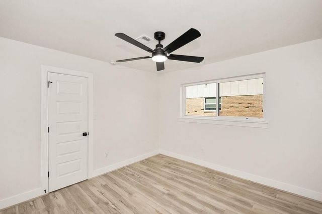 6106 Rutherglenn Drive, Houston, TX 77096