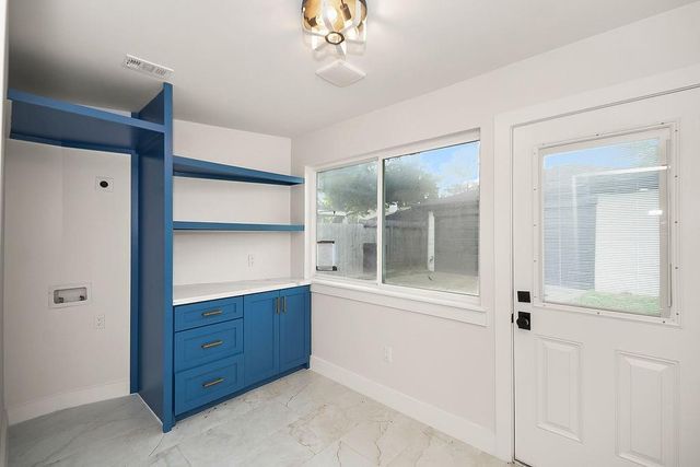 6106 Rutherglenn Drive, Houston, TX 77096
