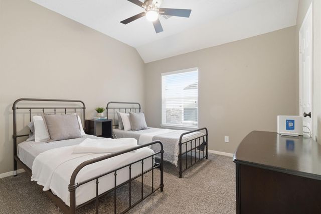 2202 Stoneycreek Park Court, Conroe, TX 77385