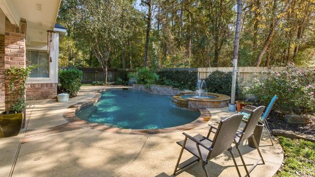 2202 Stoneycreek Park Court, Conroe, TX 77385