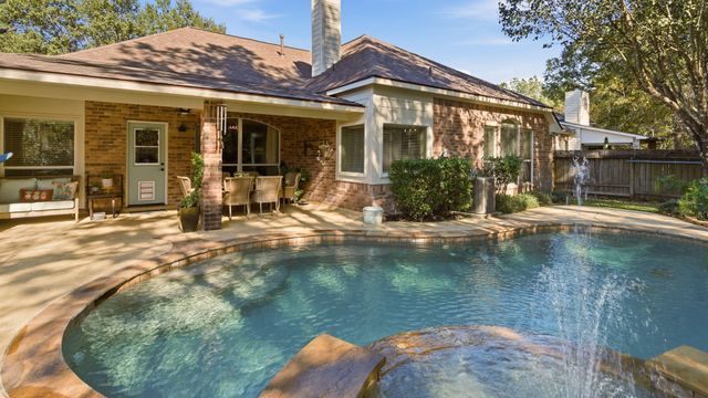 2202 Stoneycreek Park Court, Conroe, TX 77385