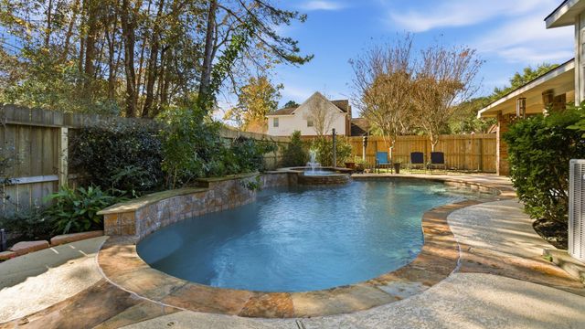 2202 Stoneycreek Park Court, Conroe, TX 77385