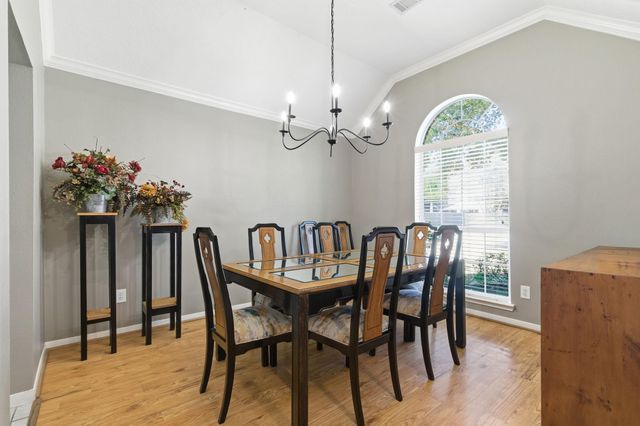 2202 Stoneycreek Park Court, Conroe, TX 77385