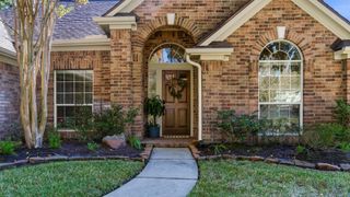 2202 Stoneycreek Park Court, Conroe, TX 77385