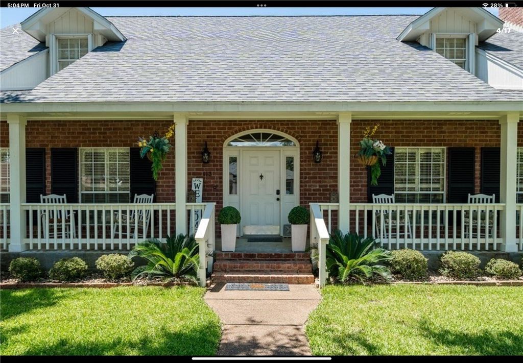 113 Cherry Hills Dr, Rockport, TX 78382 — photo 2