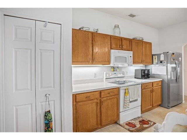 869 11th Drive, Vero Beach, FL 32960