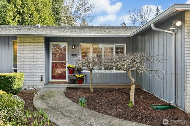 11420 110th Avenue NE, Kirkland, WA 98033