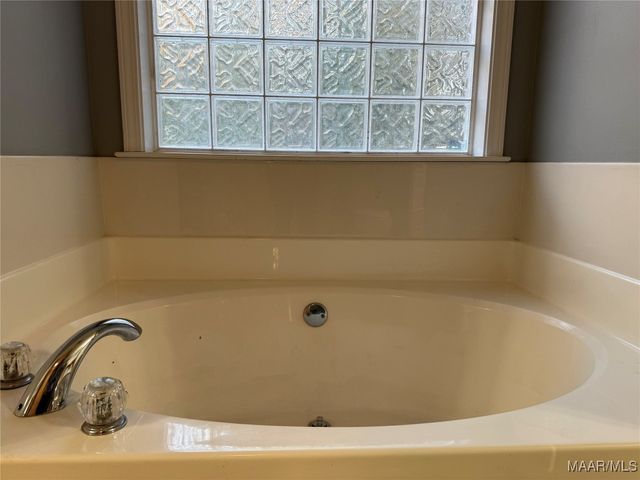 295 Fleahop Road, Eclectic, AL 36024