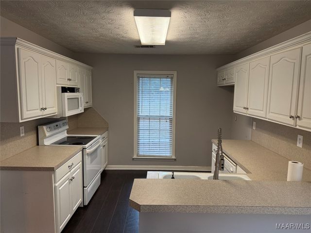 295 Fleahop Road, Eclectic, AL 36024