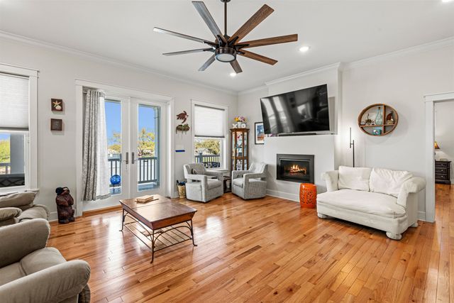 6236 Bayouside Dr, Chauvin, LA 70344