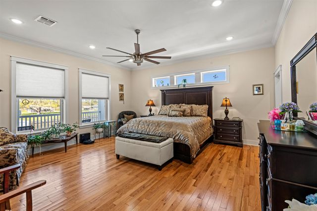 6236 Bayouside Dr, Chauvin, LA 70344