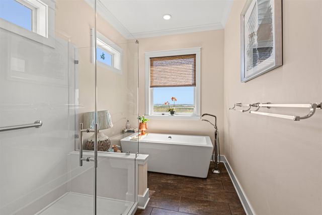 6236 Bayouside Dr, Chauvin, LA 70344