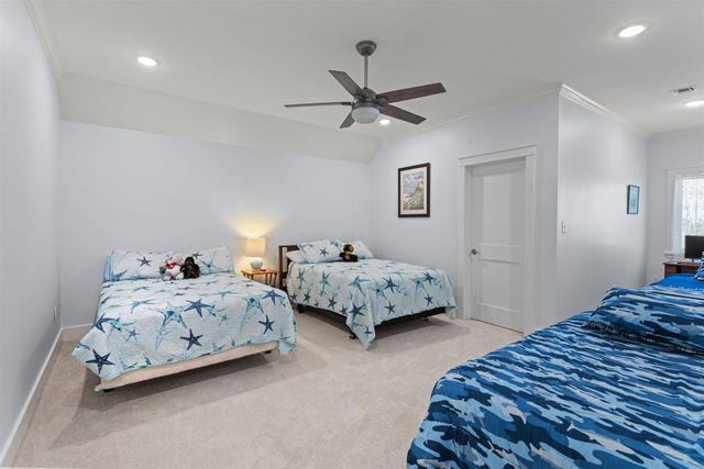 6236 Bayouside Dr, Chauvin, LA 70344