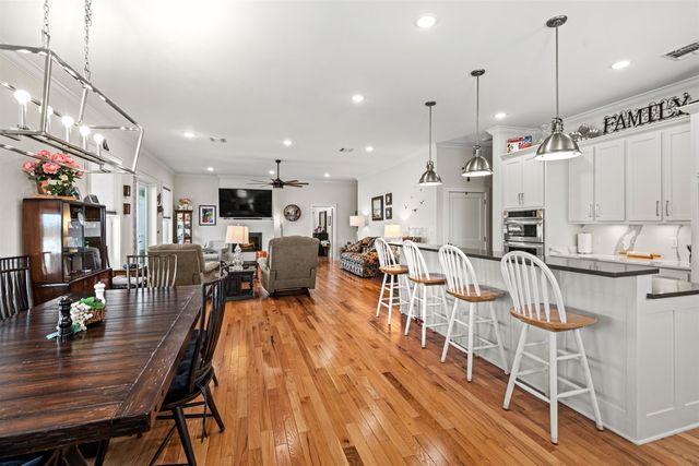 6236 Bayouside Dr, Chauvin, LA 70344