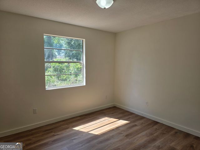309 E Third Street, Springfield, GA 31329