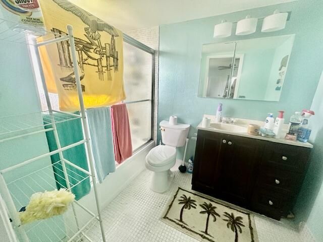 4037 Hythe C, Boca Raton, FL 33434