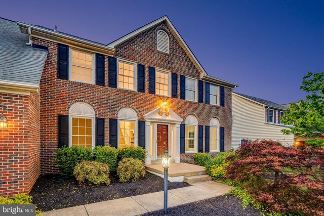 43501 GOLDEN MEADOW CIR, Ashburn, VA 20147