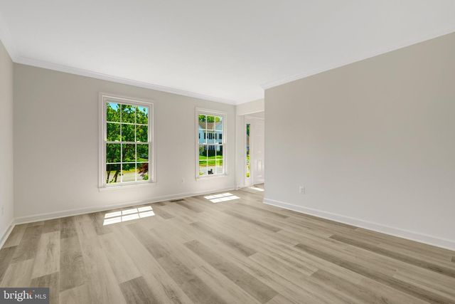 43501 GOLDEN MEADOW CIR, Ashburn, VA 20147