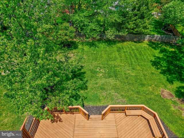 43501 GOLDEN MEADOW CIR, Ashburn, VA 20147