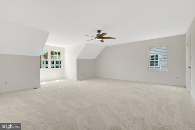 43501 GOLDEN MEADOW CIR, Ashburn, VA 20147