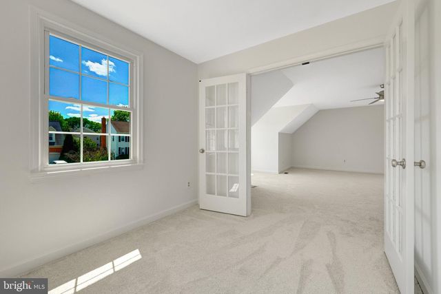 43501 GOLDEN MEADOW CIR, Ashburn, VA 20147