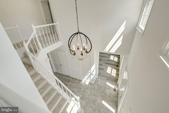 43501 GOLDEN MEADOW CIR, Ashburn, VA 20147