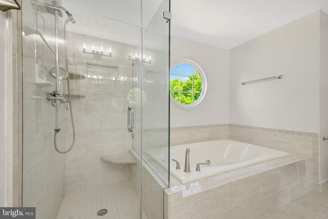 43501 GOLDEN MEADOW CIR, Ashburn, VA 20147