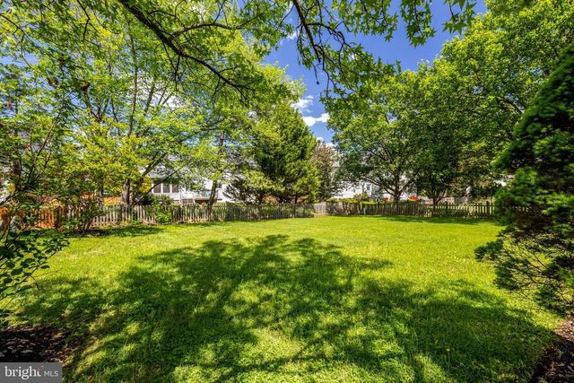 43501 GOLDEN MEADOW CIR, Ashburn, VA 20147