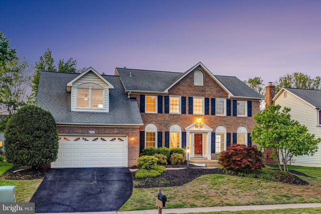 43501 GOLDEN MEADOW CIR, Ashburn, VA 20147