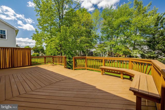 43501 GOLDEN MEADOW CIR, Ashburn, VA 20147