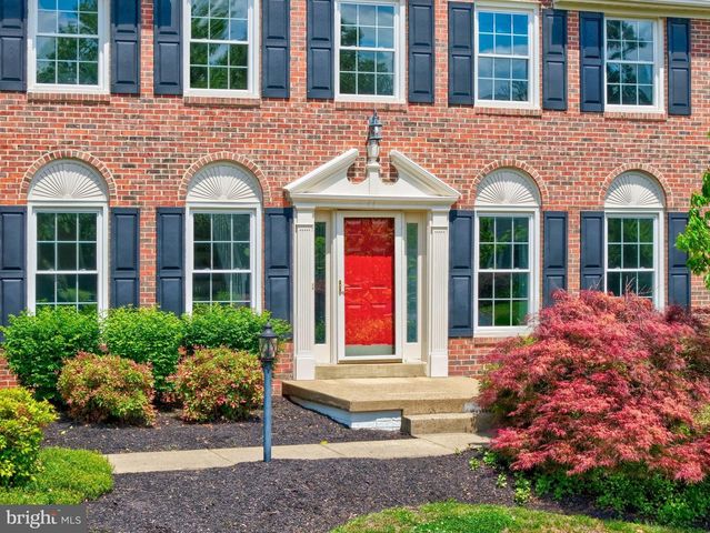 43501 GOLDEN MEADOW CIR, Ashburn, VA 20147