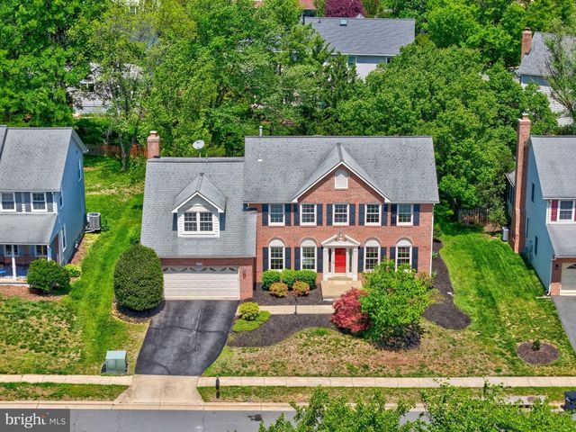 43501 GOLDEN MEADOW CIR, Ashburn, VA 20147