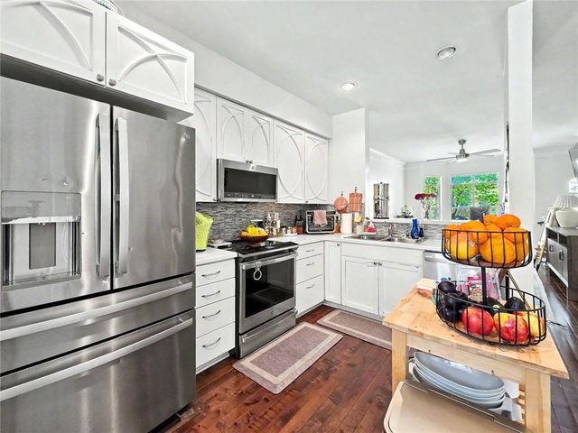 375 Highland Avenue NE 605, Atlanta, GA 30312