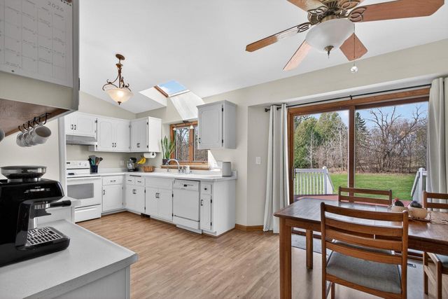 539 Beechwood DRIVE, Cedarburg, WI 53012