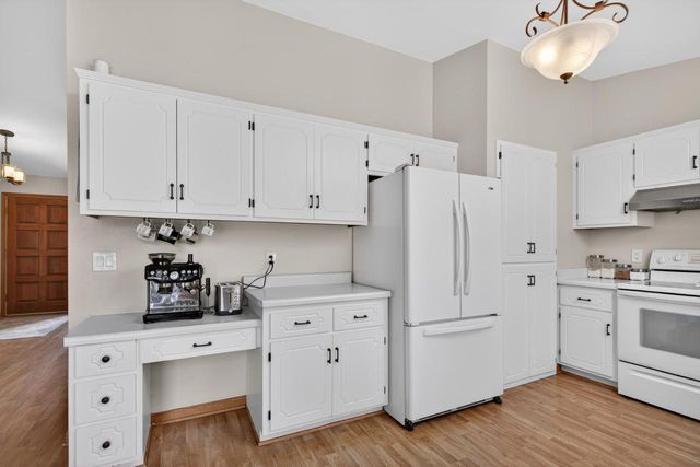 539 Beechwood DRIVE, Cedarburg, WI 53012