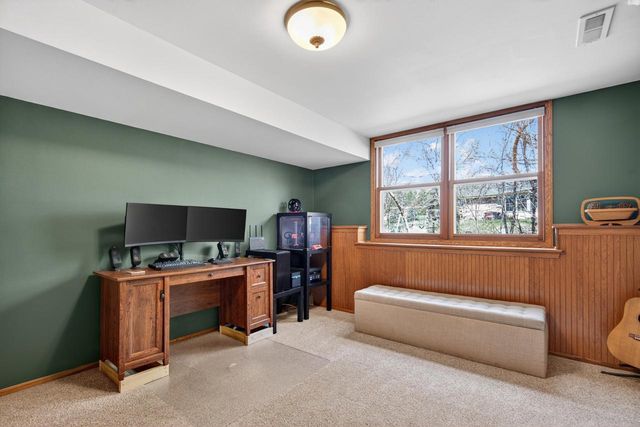 539 Beechwood DRIVE, Cedarburg, WI 53012