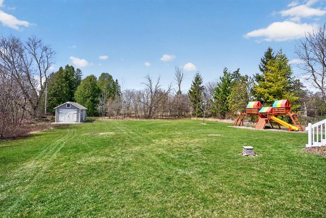 539 Beechwood DRIVE, Cedarburg, WI 53012