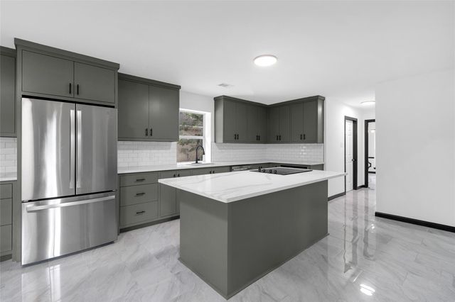 5218 Timber Shade Drive, Kingwood, TX 77345