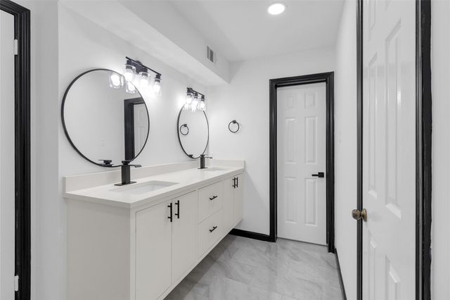 5218 Timber Shade Drive, Kingwood, TX 77345