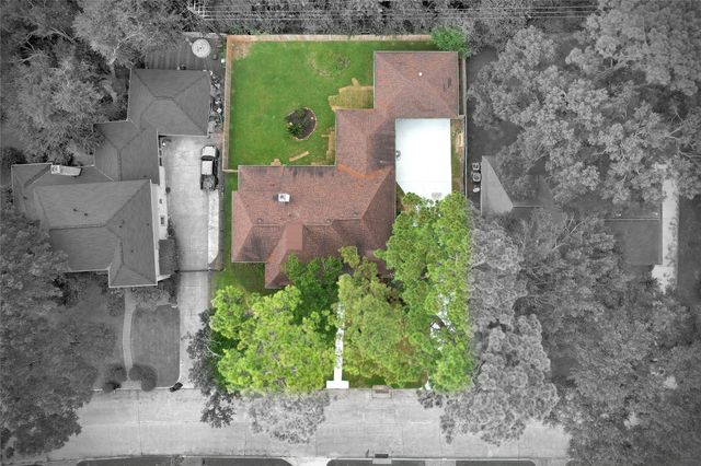 5218 Timber Shade Drive, Kingwood, TX 77345