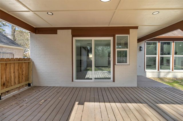 5218 Timber Shade Drive, Kingwood, TX 77345