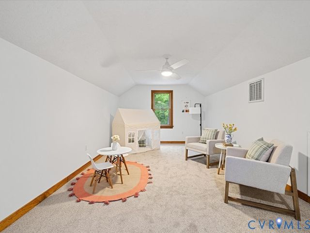 6457 White Oak Ridge Dr, Mechanicsville, VA 23111
