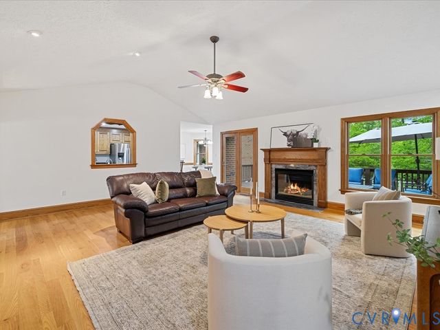 6457 White Oak Ridge Dr, Mechanicsville, VA 23111